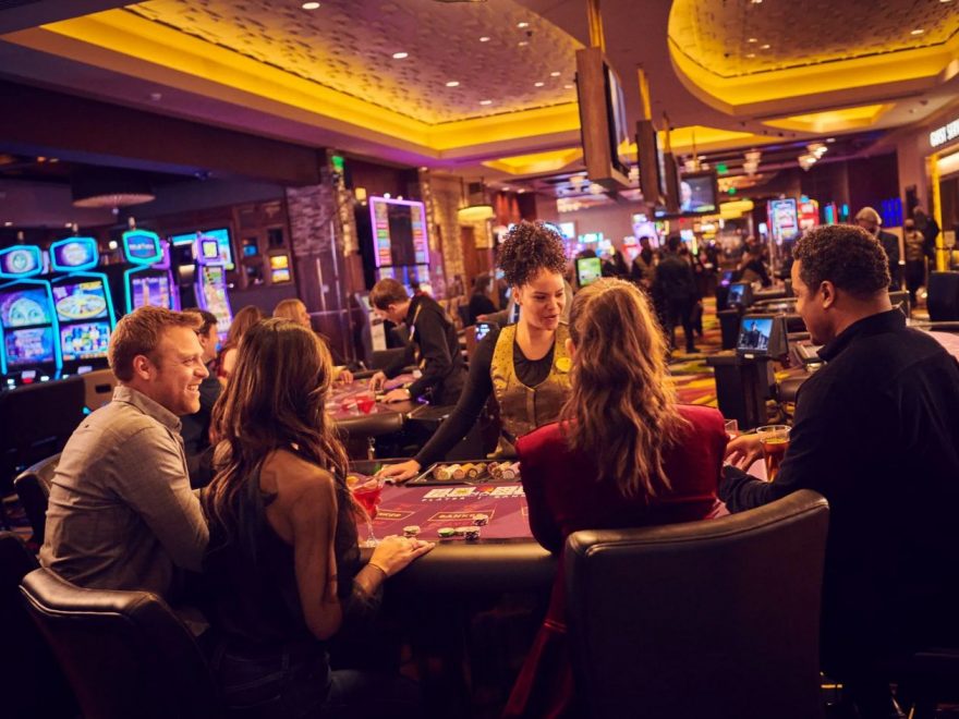 Bônus de Cassino dos Principais Provedores: Microgaming, NetEnt e Playtech